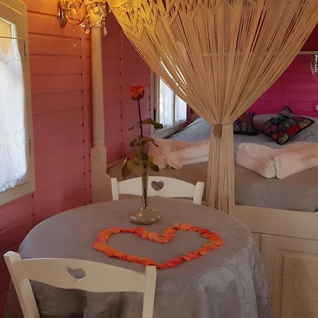 Roulotte O Bois D'mon Cœur