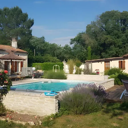 Roulotte O Bois D'mon Coeur Holiday park Bussac-Foret