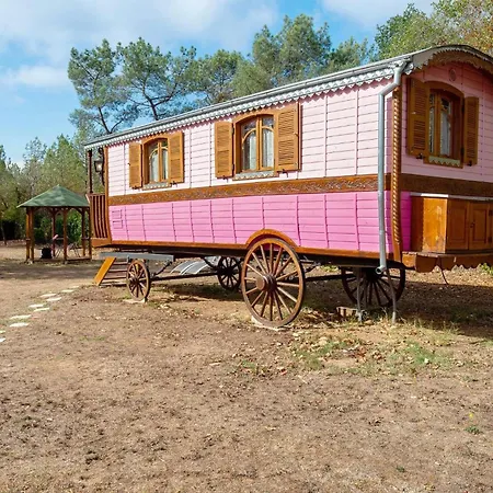 Roulotte O Bois D'mon Cœur Village de vacances Bussac-Foret