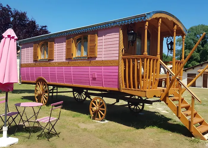 Roulotte O Bois D'mon Coeur منتزه العطل Bussac-Foret